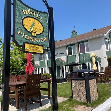 Hotel Le Pionnier Tadoussac Luaran gambar