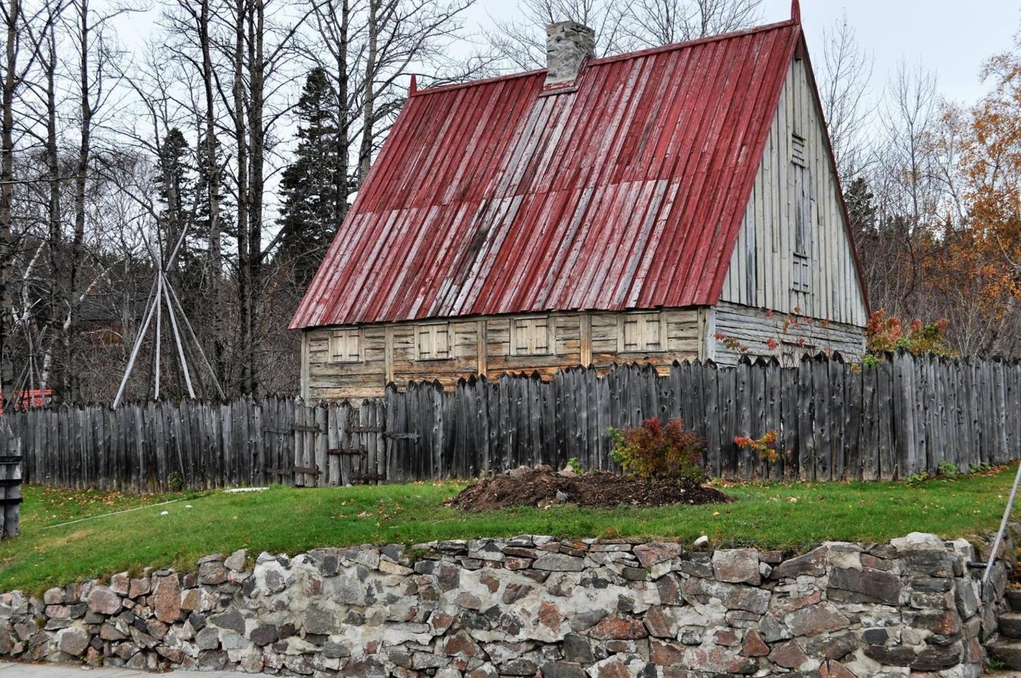Hotel Le Pionnier Tadoussac Luaran gambar