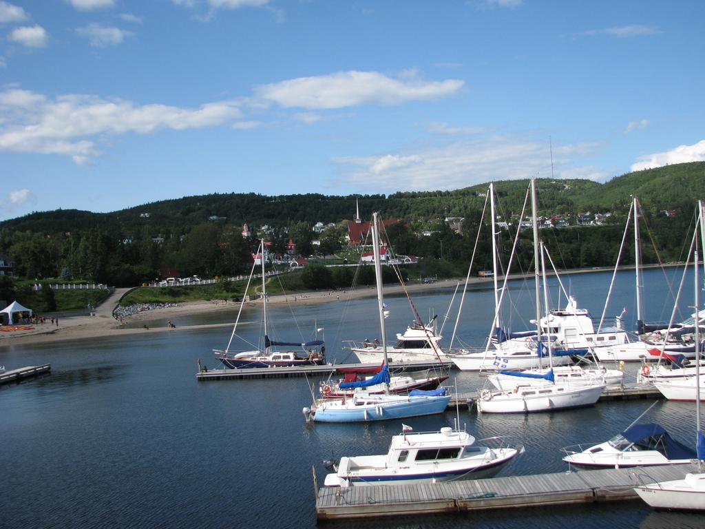 Hotel Le Pionnier Tadoussac Luaran gambar
