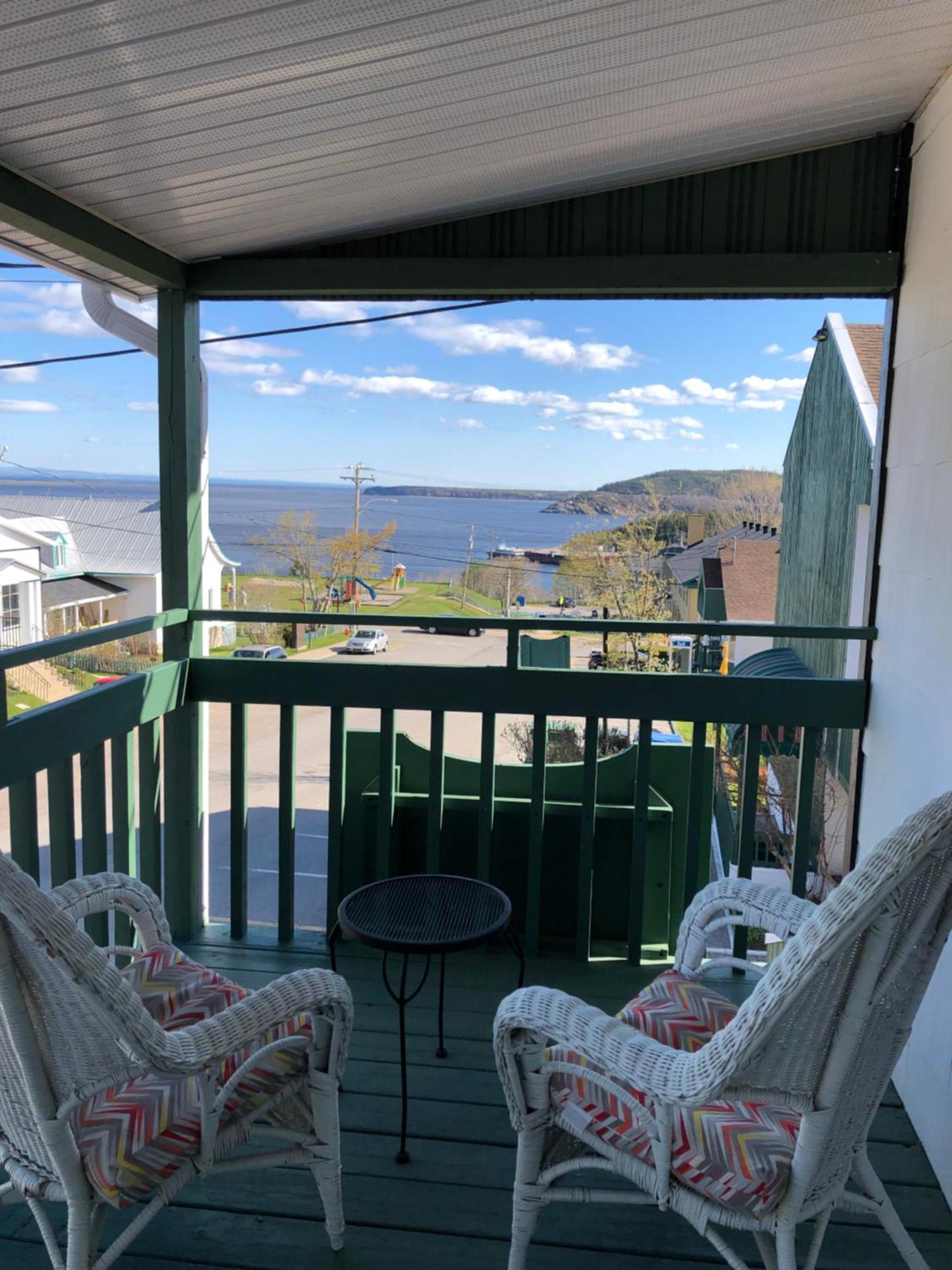Hotel Le Pionnier Tadoussac Luaran gambar